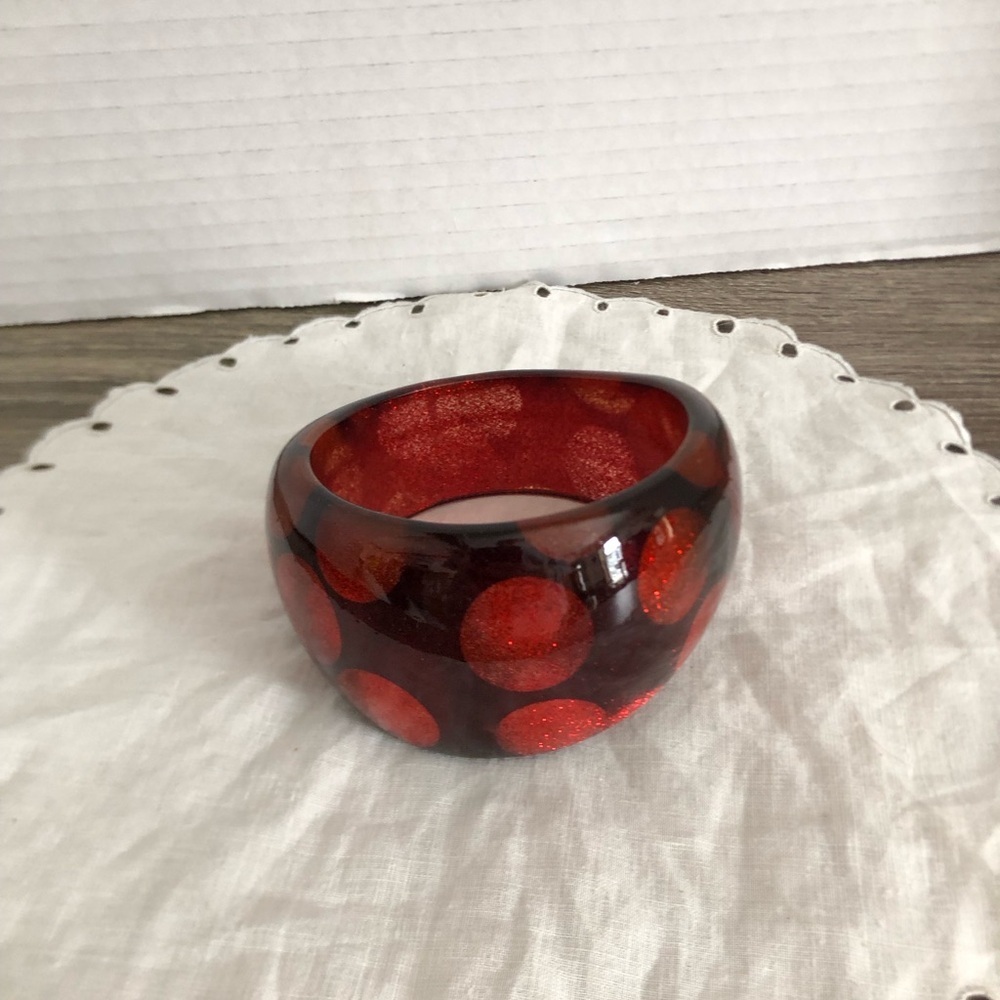 Vtg Asymmetrical Sparkly Lucite Domed Bangle